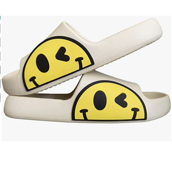 Cloud Smiley Face Slides Slippers Unisex Size Large Women 10 Men 8.5 Sandals New - Picture 1 of 7